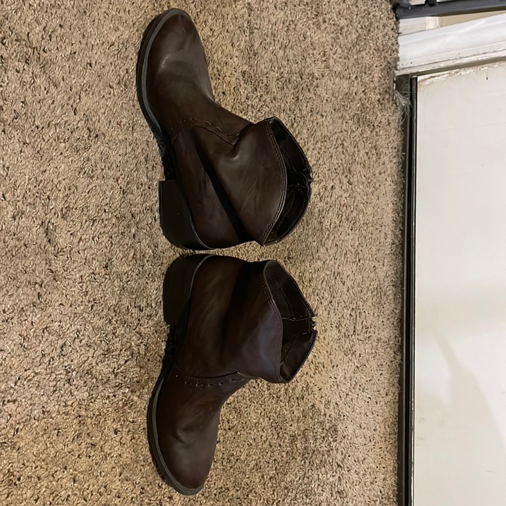 Arizona ankle boots